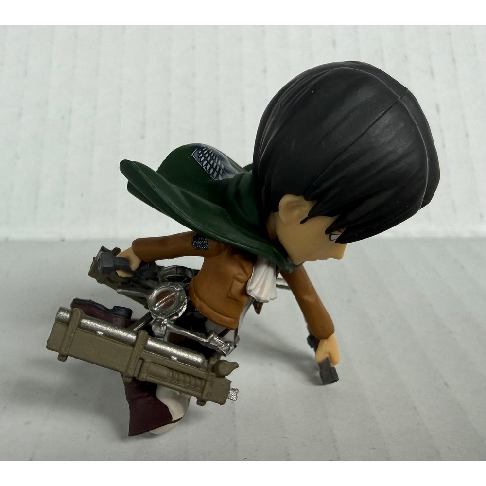 Attack on Titan Levi Ackerman Chibi Mini Figure Scout Regiment ODM Gear 2in